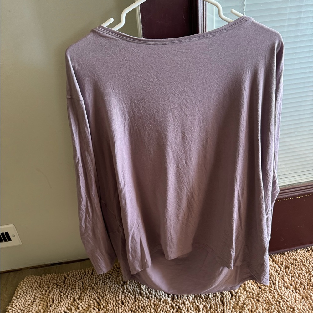 Lululemon Back in Action Long Sleeve t-shirt